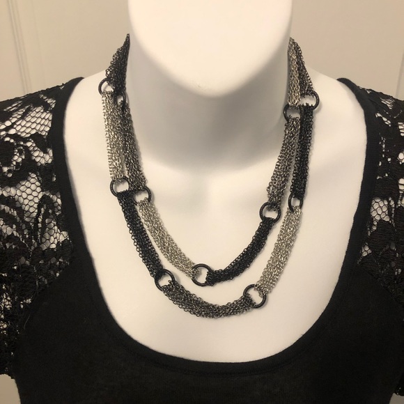 NWOT Express Metal Links Necklace - Picture 3 of 3